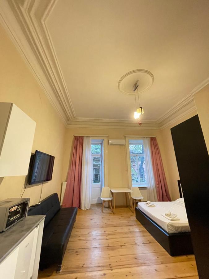 Downtown Room Tbilisi Exterior photo