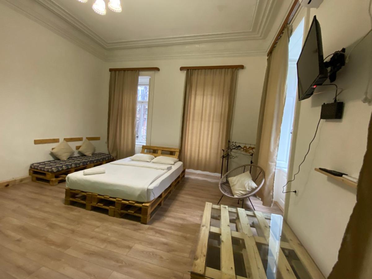 Downtown Room Tbilisi Exterior photo